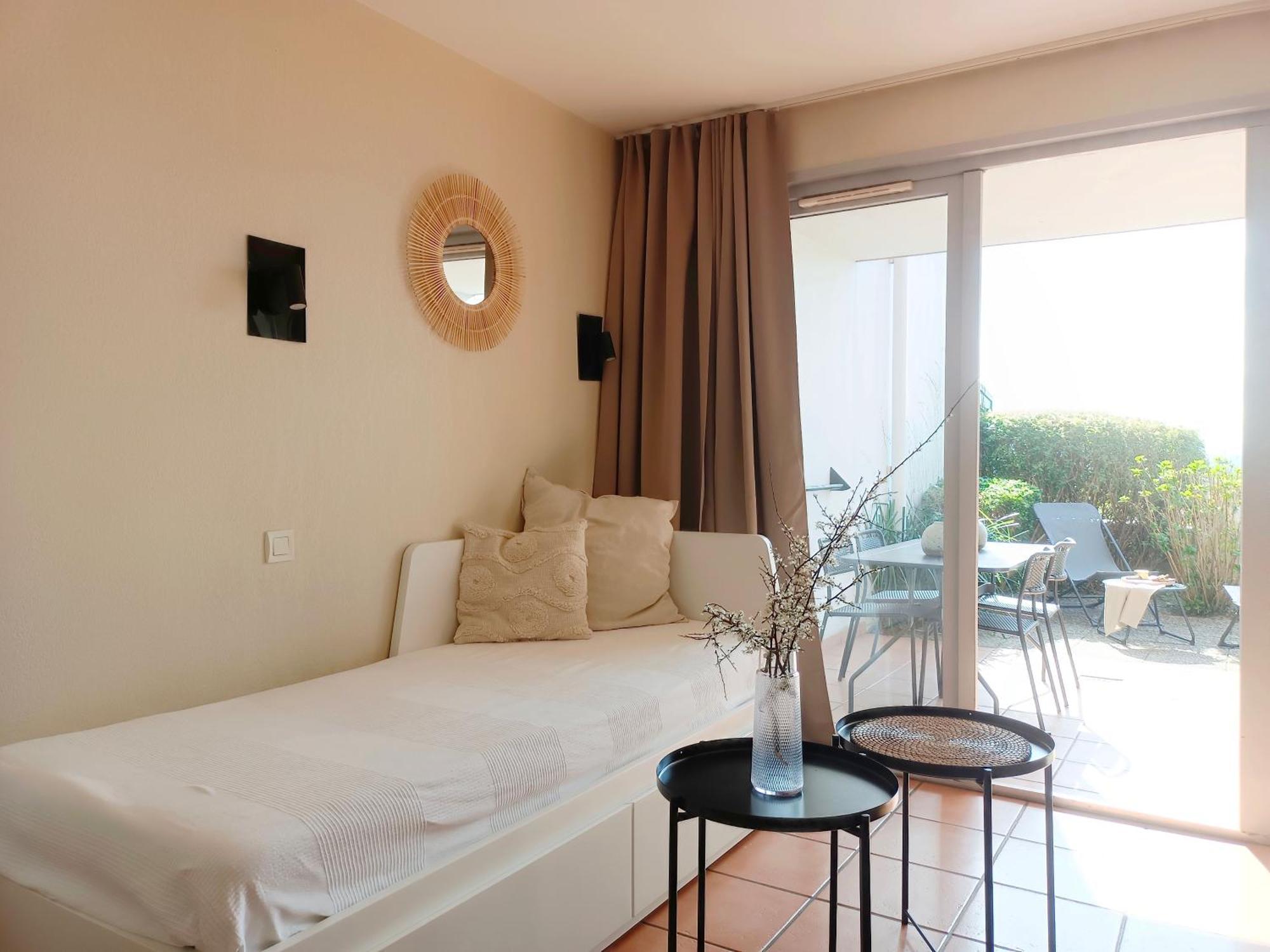 T1 Bis Avec Piscine Vue Golf Et Montagnes Apartment Arcangues Exterior photo